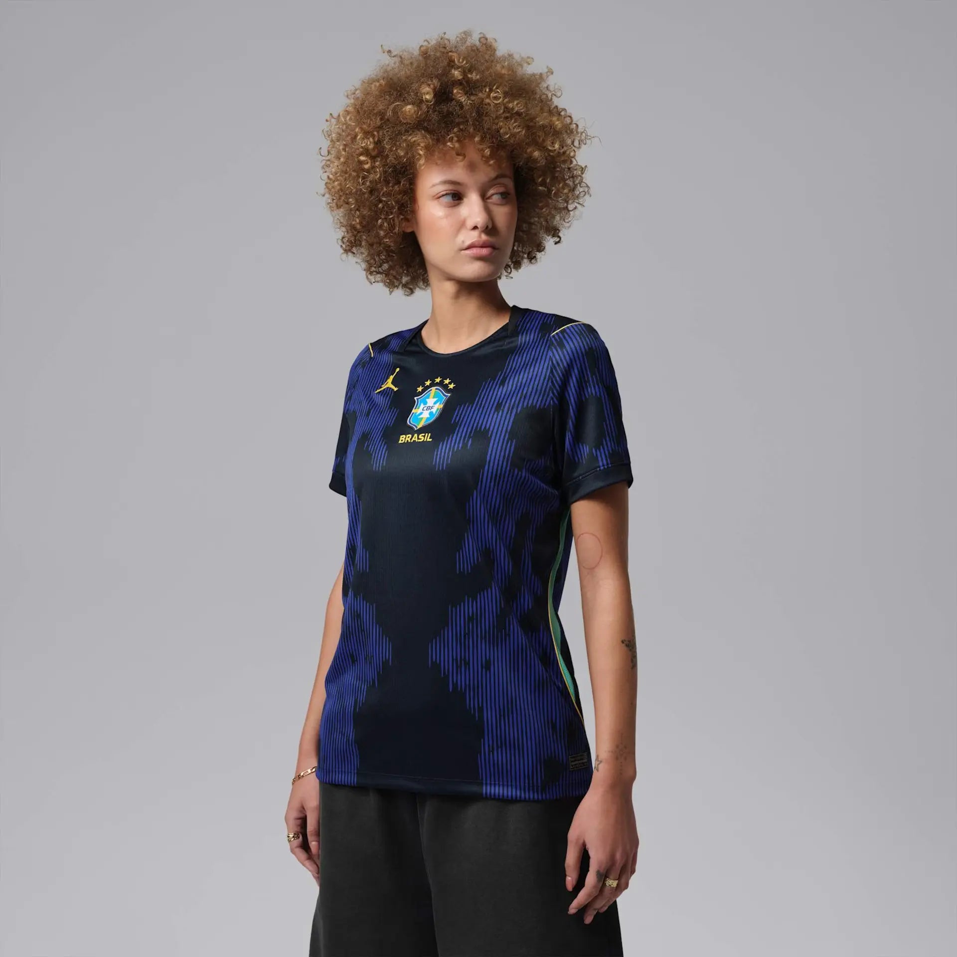 Camisa Feminina do Brasil Away Copa 2026 Modelo Torcedora