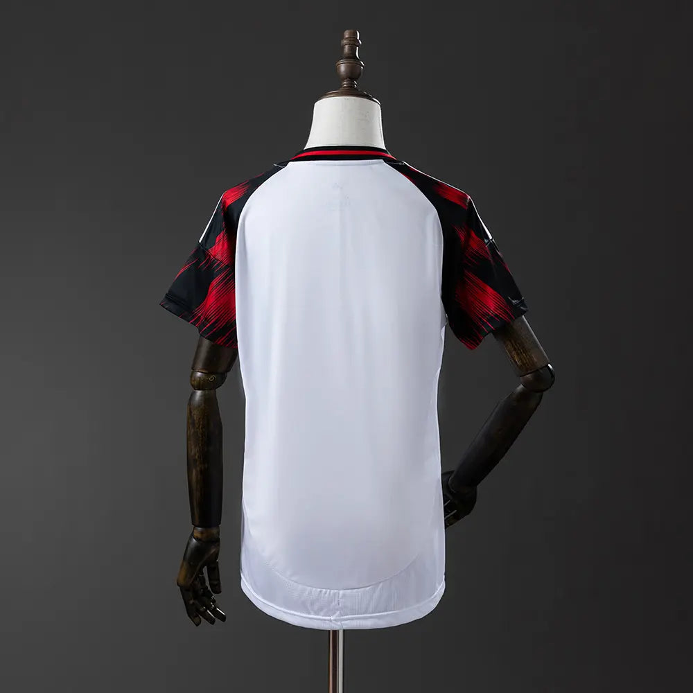 Camisa Feminina do Flamengo 2025/26 Modelo Torcedor