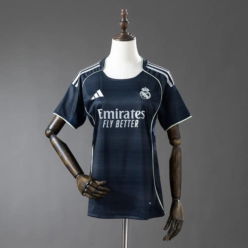 Camisa Feminina do Real Madrid Away 2025/26 Modelo Torcedor