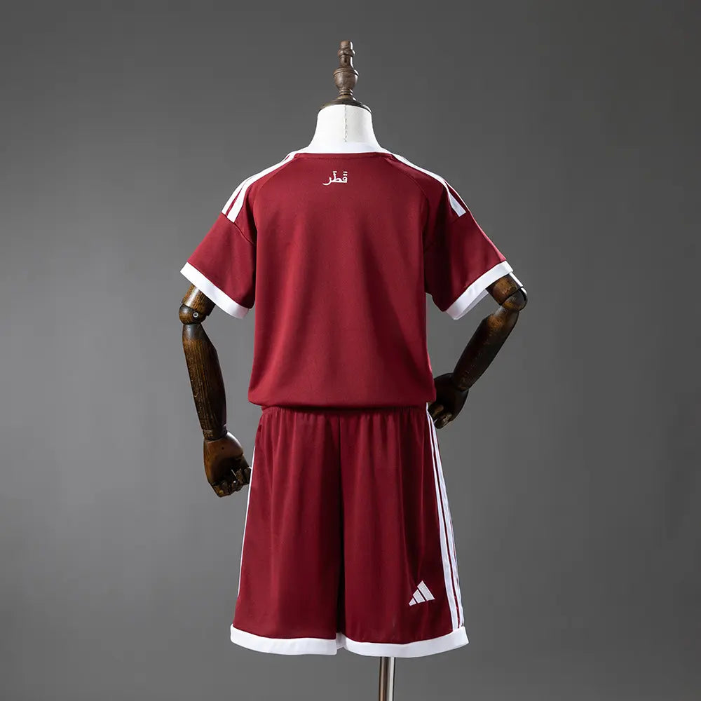 Conjunto infantil Qatar Copa 2026