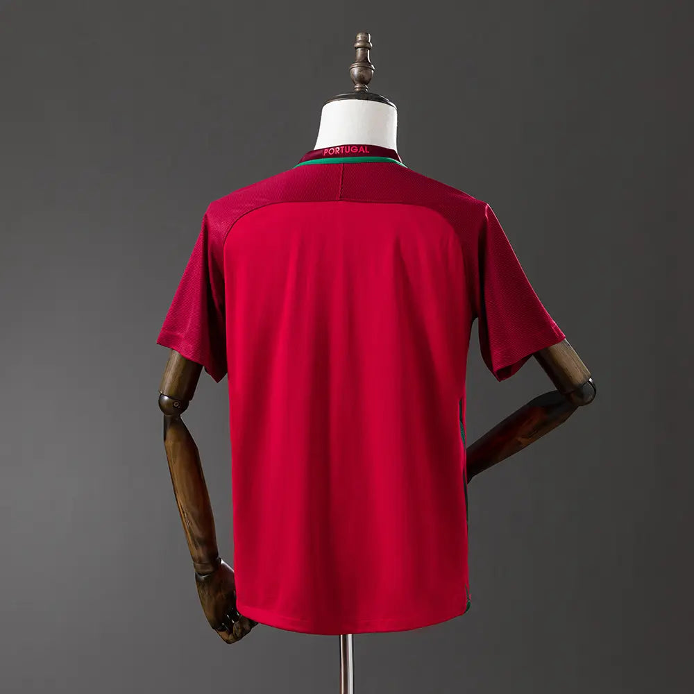 Camisa Retrô Portugal 2016 (Euro — Cristiano)
