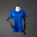 Camisa do Cruzeiro Feminino Home 2026/27 Modelo Torcedora